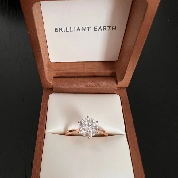 Brilliant earth shop moissanite